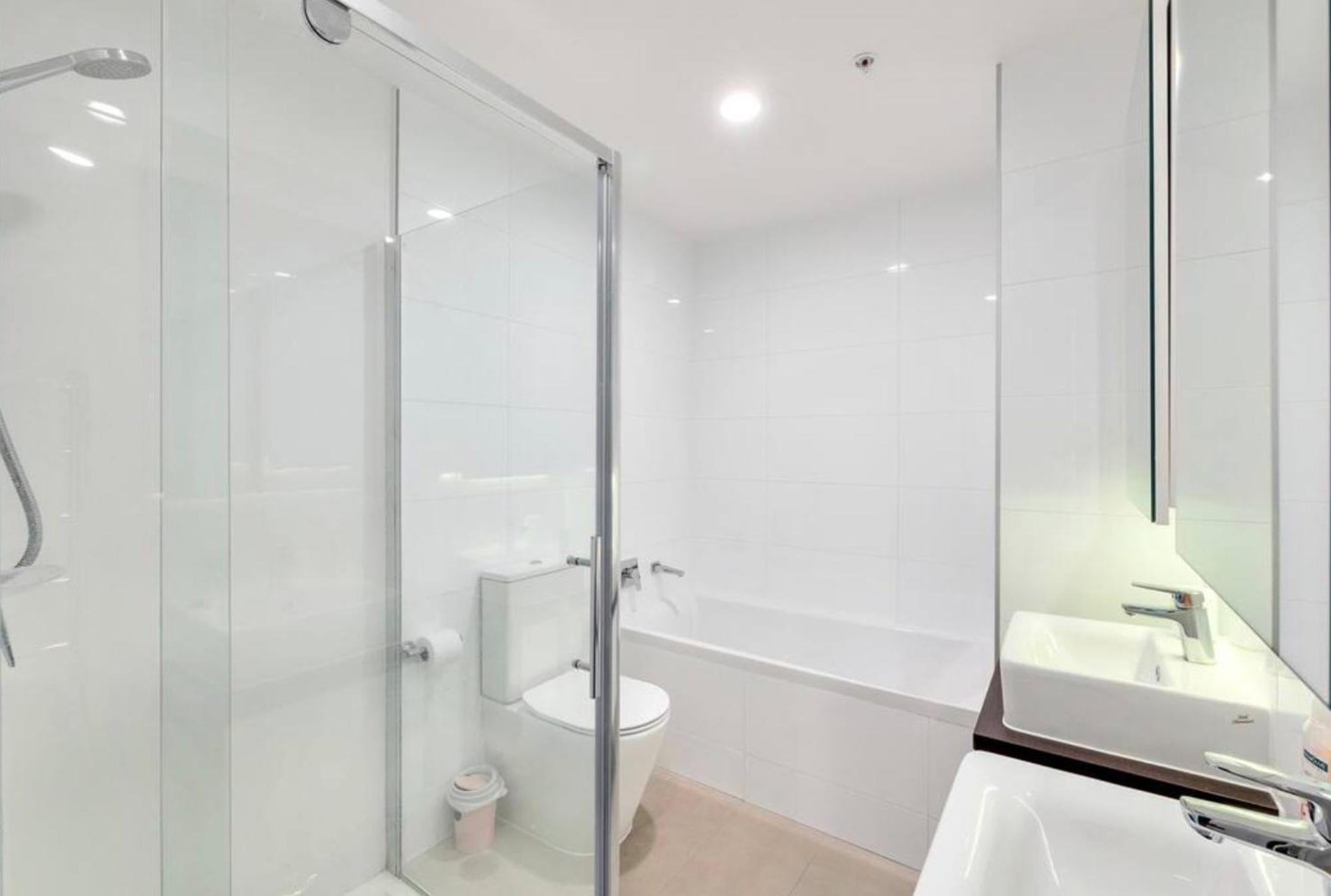 Top Floor Harbour View And Skytower View Apartment In Cbd Auckland Exterior foto